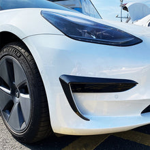 Cargar imagen en el visor de la galería, Front Bumper Cover Wind Knife ABS Glossy Black Fog Lamp Trim Carbon Look Blade Trim Light Eyebrow For Tesla Model 3 Y 2017-2022