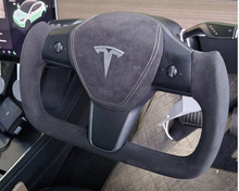 Carica l'immagine nel visualizzatore di Gallery, DIY Personalised steering wheels for tesla