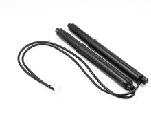 Carica l'immagine nel visualizzatore di Gallery, Aroham Electric Front Tailgate Car Modified Automatic Lifting Power Frunk For Tesla Model 3 Y S X  APP Control Waterproof V5.0