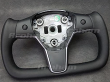 Cargar imagen en el visor de la galería, DIY Personalised steering wheels for tesla
