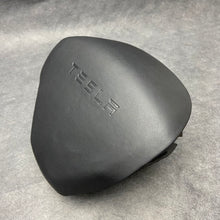 Cargar imagen en el visor de la galería, Airbag cover custom for Tesla (only the cover does not contain the airbag)
