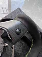 Cargar imagen en el visor de la galería, For Tesla High-end custom style steering wheel YOKE steering wheel carbon brazing dimensional steering wheel model3/modely
